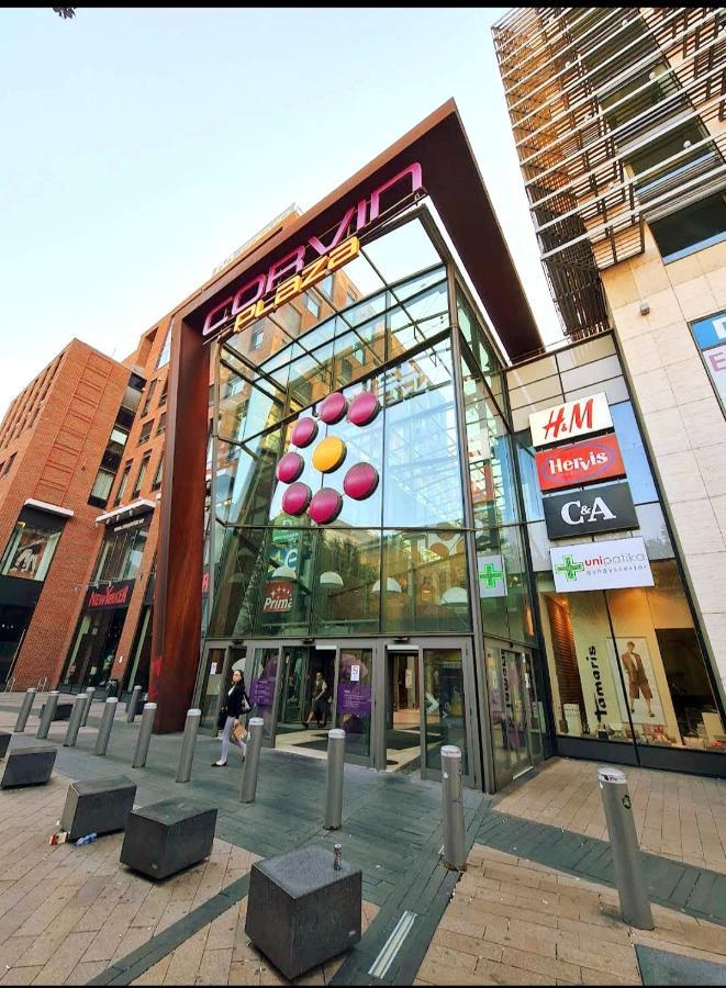 Feel Home Deluxe Corvin # Free Parking # Ac # Elevator Budapeste Exterior foto